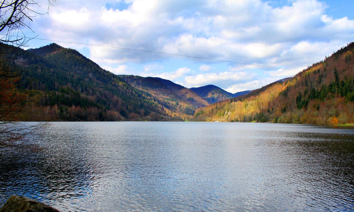 Canoë et pédalo sur le lac de Kruth